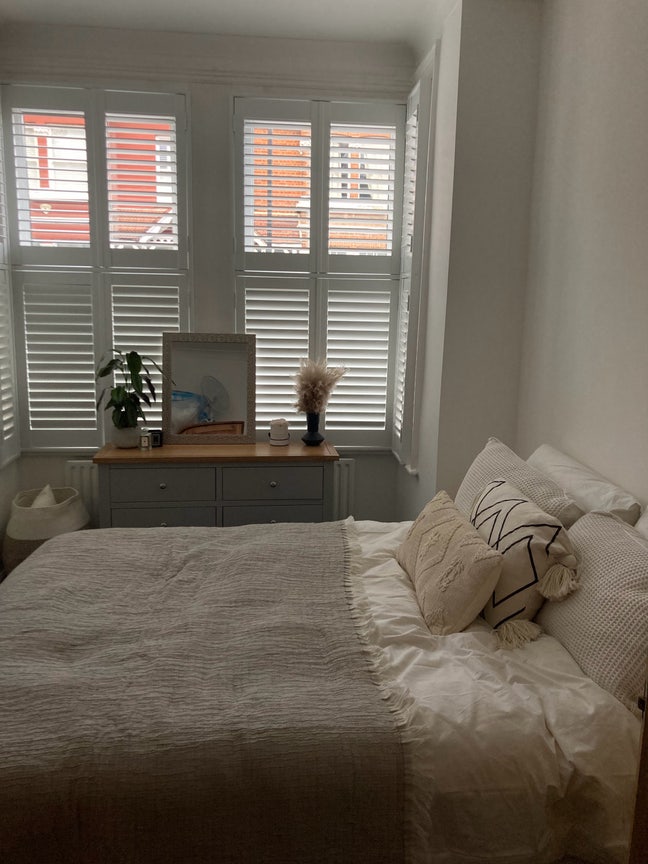 Room available in Chiswick  Main Photo