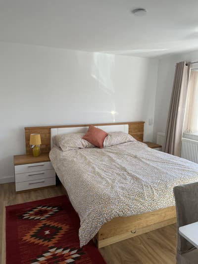 Beautiful Refurbished Double Rooms – All Bills Inc Main Photo