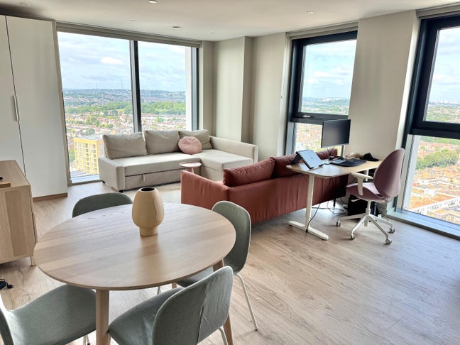 En suite Room / Flat 29th floor / panoramic view Main Photo