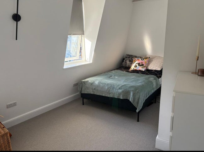 Good size double-bedroom in Wandsworth  Main Photo