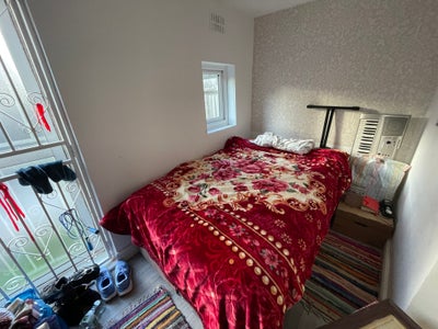 Small double en-suite in New Cross  Main Photo