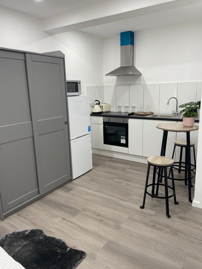 Studio flat  Main Photo