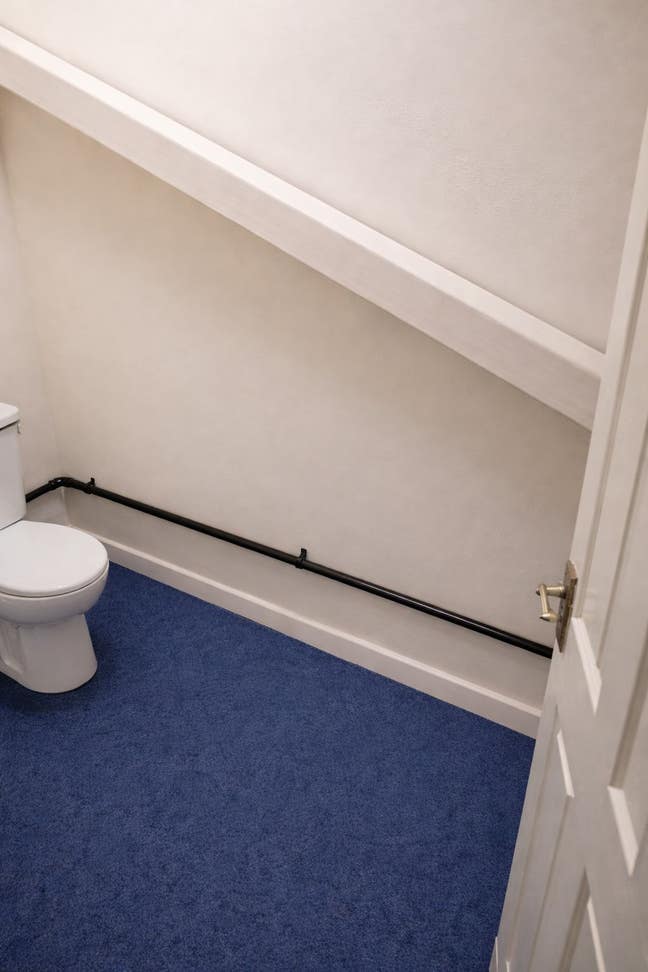 Commercial flat Main Photo