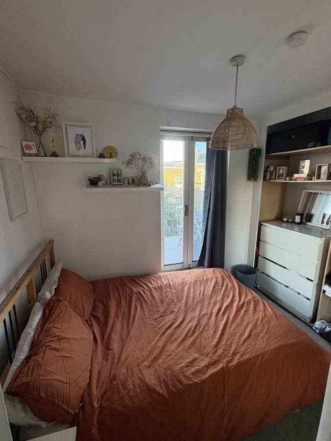 ✨Double Room Sublet Available in Fulham✨ Main Photo