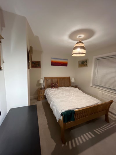 Room for Rent Main Photo