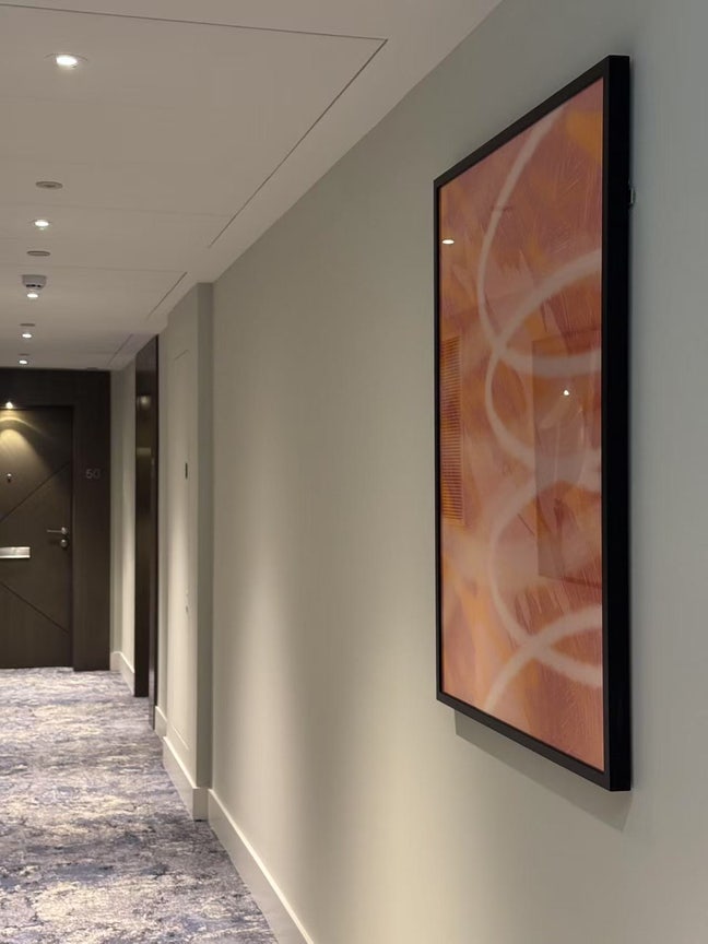 Spacious 40 Sqm Studio @ Oval Vilage, Vauxhall  Main Photo