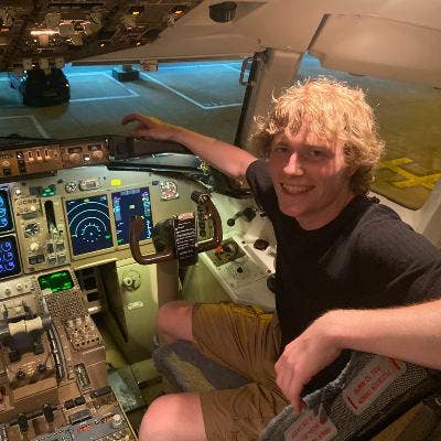 23, engineer, lookin 4 flat / flatmate Main Photo