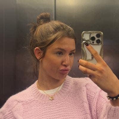 Looking for a flatmate to move to manchester with! Main Photo