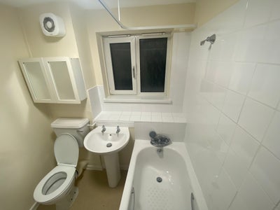 One Bedroom Flat in Walthamstow  Main Photo