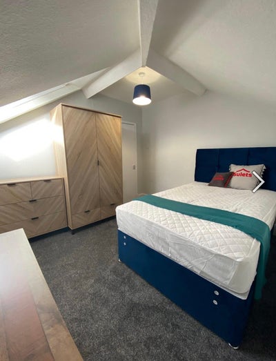 Myrtle Road 2 bed flat Main Photo