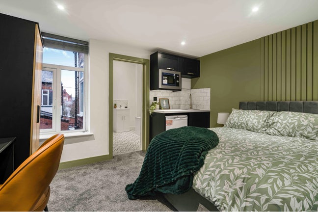 En-Suite Rooms| Kitchenette|Bills incl! SK3 Main Photo