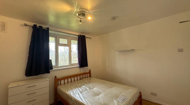 Master Room Available in Putney (8W) Main Photo