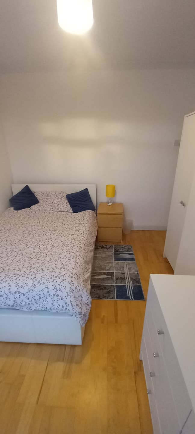 Double Room to Rent – Norfolk Avenue, N13 6AJ
 Main Photo