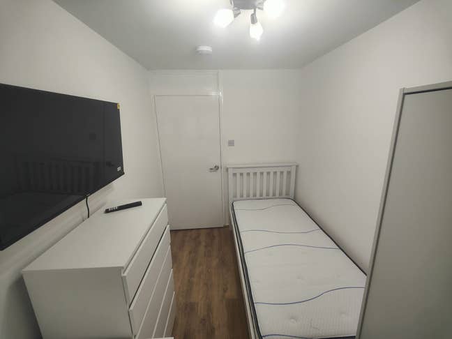 Beatifull room to rent Main Photo