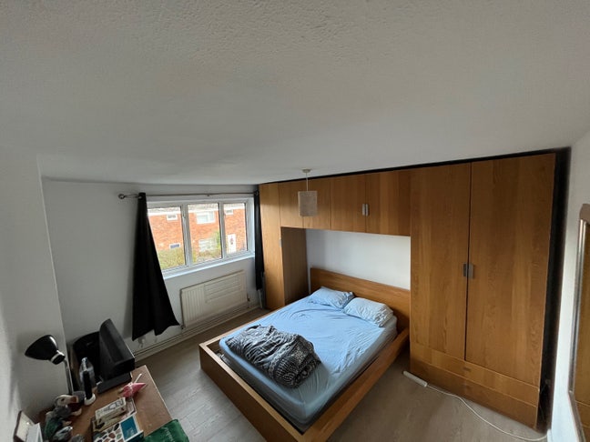 Lovely double room for couples or females  Main Photo