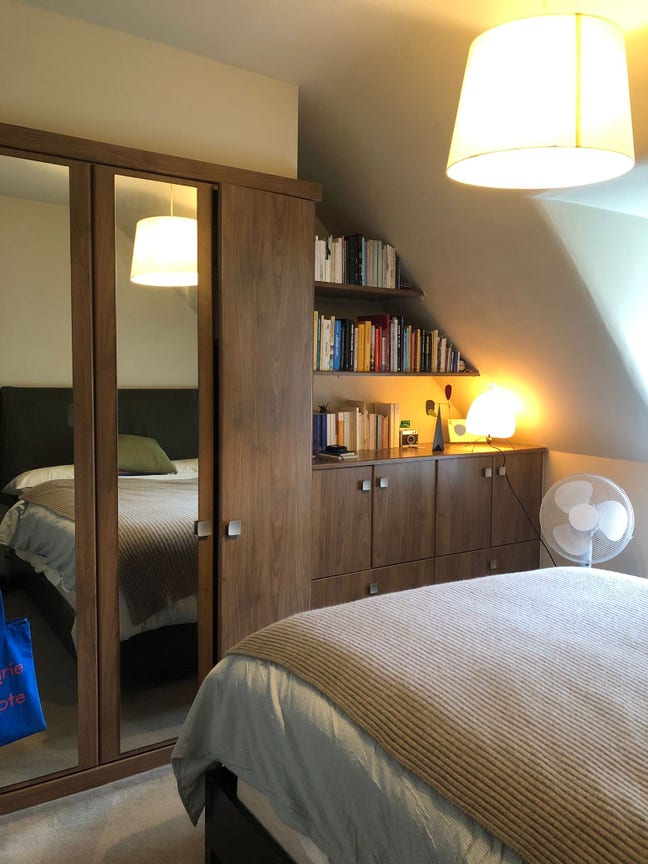 1 Large Room in 3 Storey Kensington Flat Main Photo