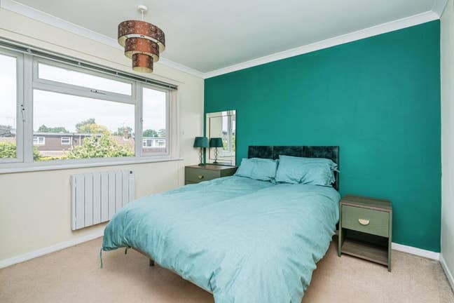 Short-Term Let- Spacious Double Rooms for Rent Main Photo