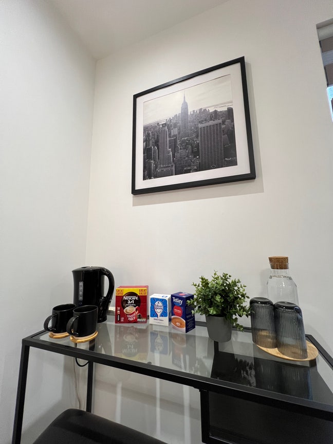 Double En-suite Room in 2-Bed Flat Main Photo