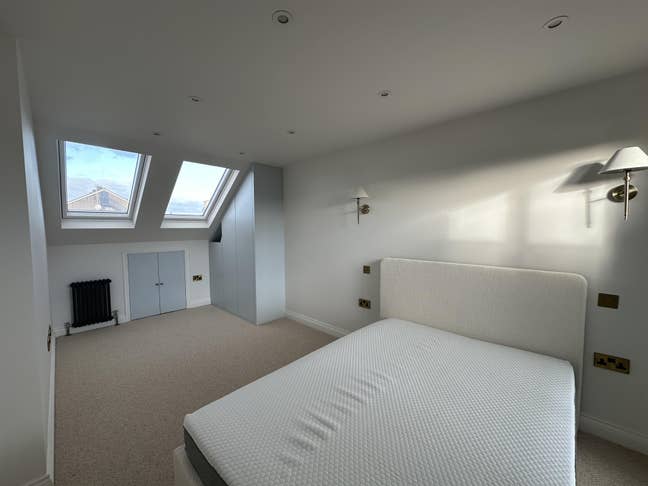 Double Room in Munster Village Fulham Main Photo