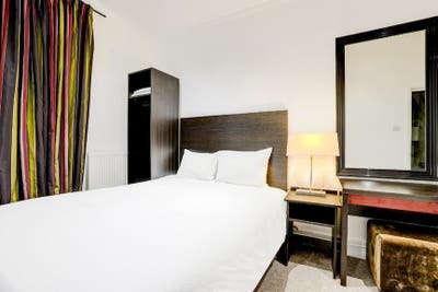 Rooms Available – Short & Long Stay Main Photo