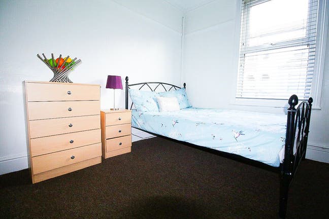 All-Inclusive Double Room !! &pound;100 OFF ON 1ST MONTH Main Photo