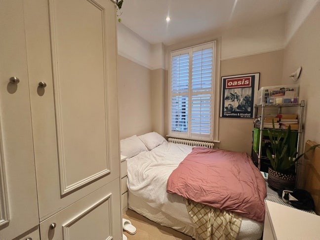 Bright & Comfortable Double Room in Shared Flat Main Photo