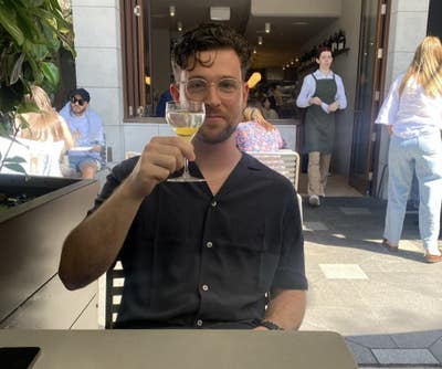 Josh - 31. Aussie. Advertising.  Main Photo