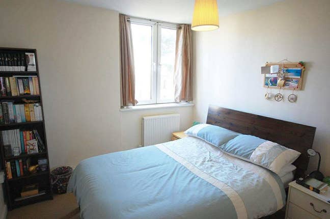 Large Bedroom  Main Photo