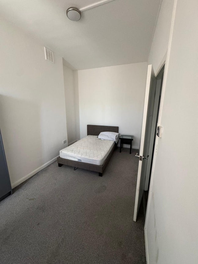 Double Room in Shepherd’s Bush Main Photo