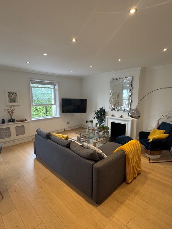 Large ensuite room in Marylebone Main Photo