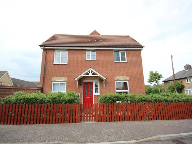 Furnished Family Full Home for Rent Main Photo