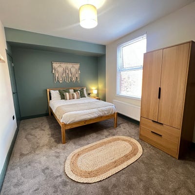 Large En-suite room in new house share - 34RM Main Photo