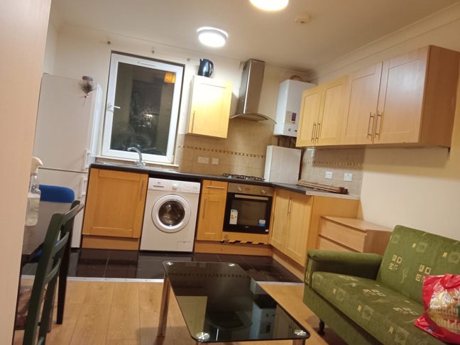 Lovely 2 bedrooms 2 bathrooms flat Main Photo