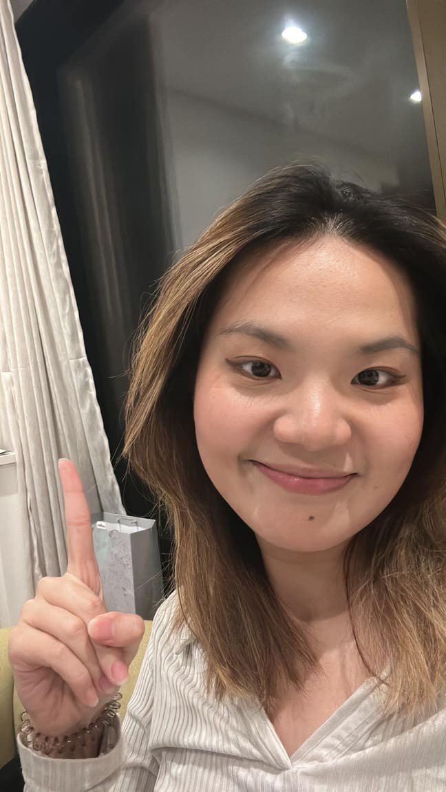 looking for a professional female roommate  Main Photo