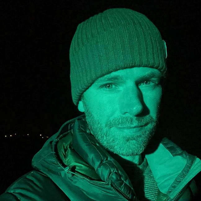 Quiet and respectful Main Photo