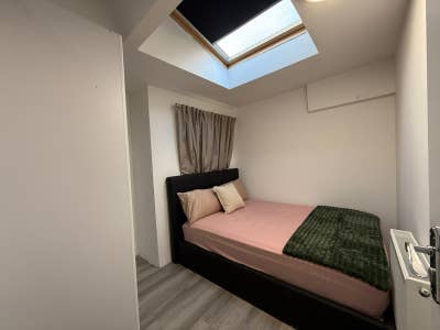  3 Double Rooms in Modern Flat Available Now Main Photo