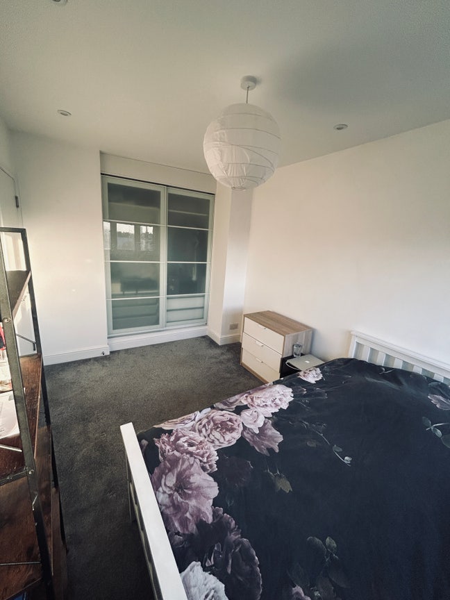 Double room available now in Golders Green  Main Photo