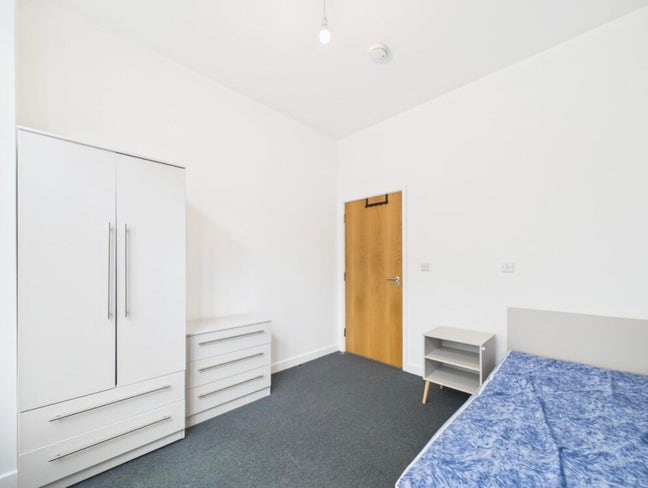 1 Room in Flat 1 Cumberland street Main Photo