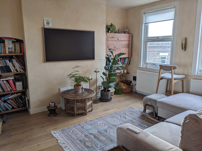 Bohemian one bed in Kensal Rise Main Photo