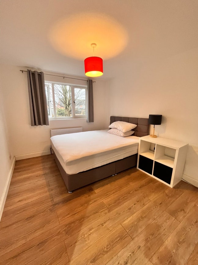 Spacious New King Size Room Main Photo