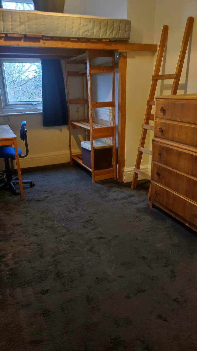 Roof Bed Apartment Brixton Hill, Some bills incl'd Main Photo