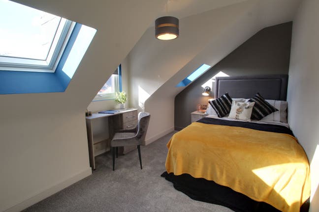 All-Inc Room &pound;530– Ideal for Professionals Main Photo