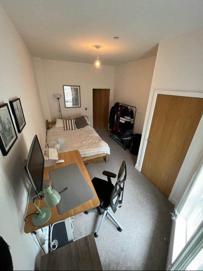 Haggerston en-suite room, large house with terrace Main Photo