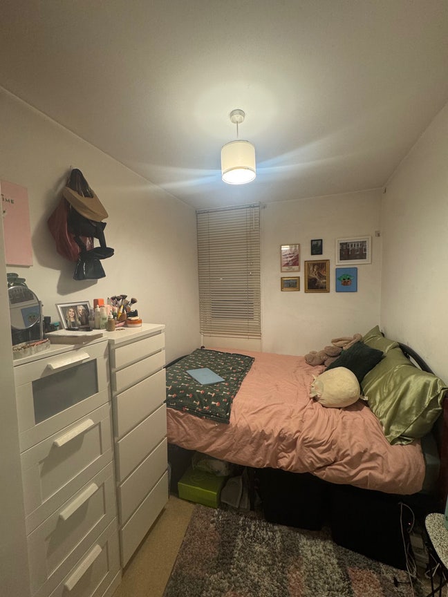 Furnished double in Clapham Main Photo