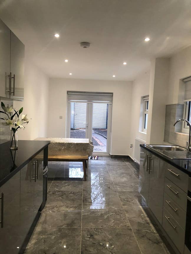 Room for rent in Seven Sisters Main Photo