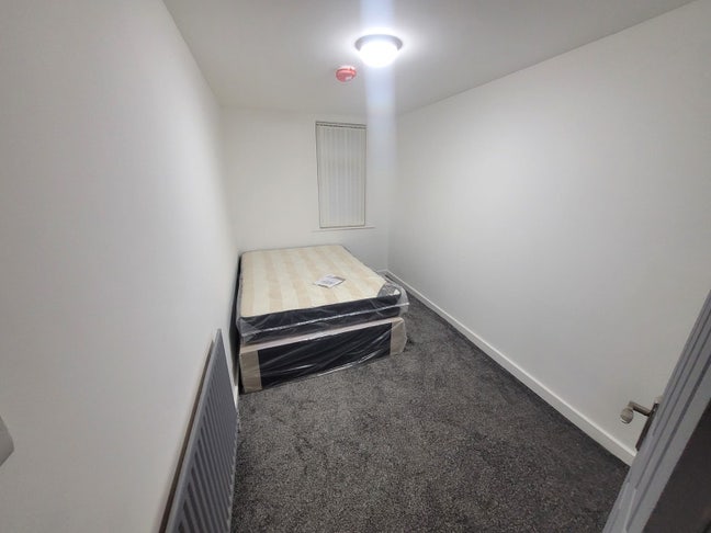 Flat in Nuneaton  Main Photo