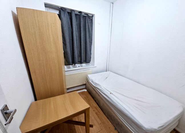 Single Room in Barnet *.* Main Photo