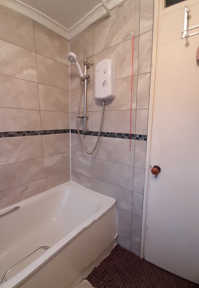 Double/Single  Room  to Rent  Main Photo