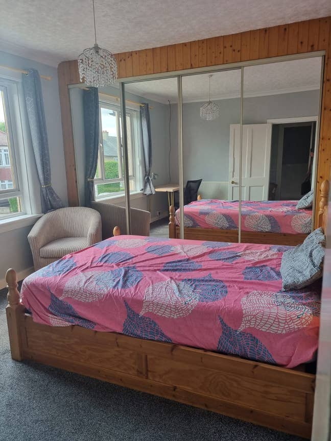 Fully Furnished Rooms available now! Main Photo