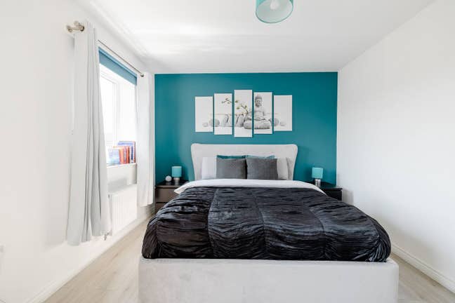 Furnished Master top room with private toilet Main Photo